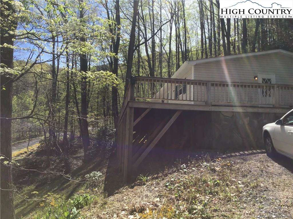 Image number 4 for the current listing