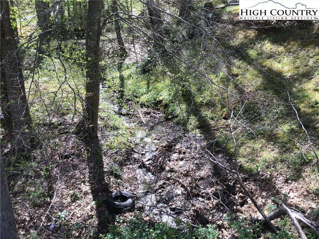 Image number 3 for the current listing