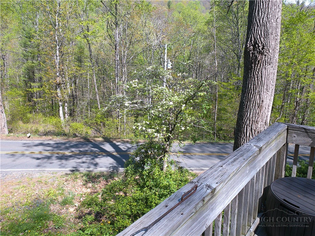 Image number 10 for the current listing