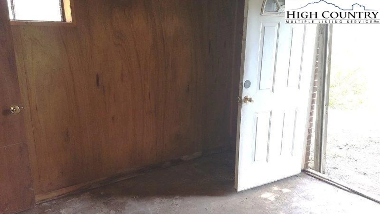 Image number 3 for the current listing