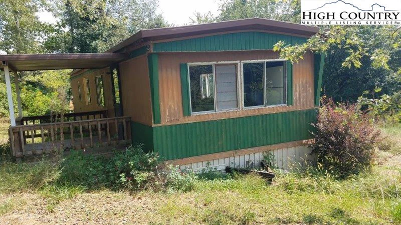 Image number 9 for the current listing