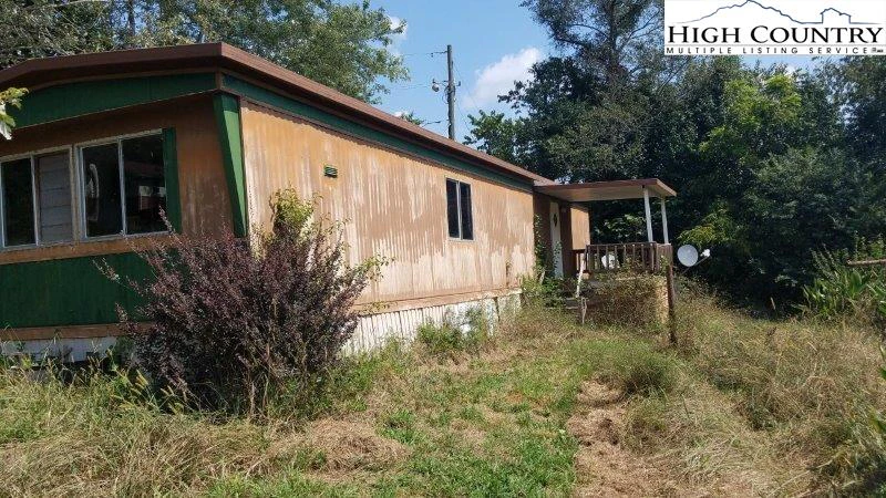 Image number 2 for the current listing