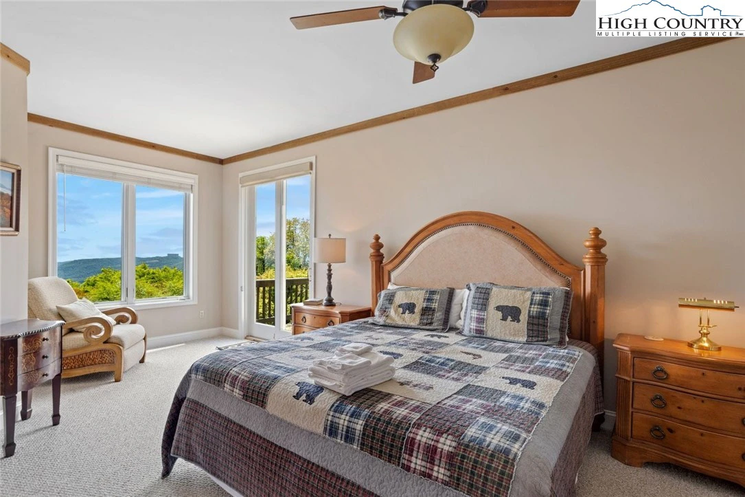 Image number 2 for the current listing