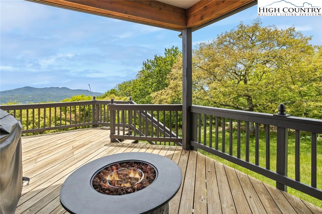 Image number 5 for the current listing