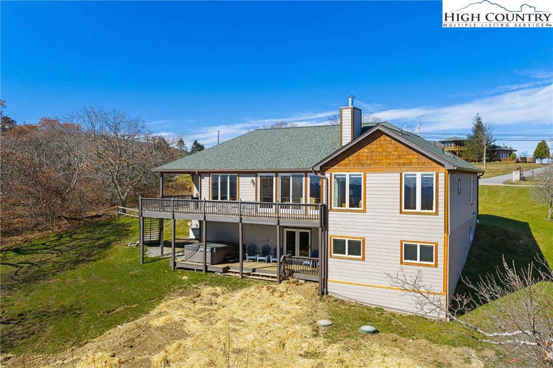 Image number 3 for the current listing