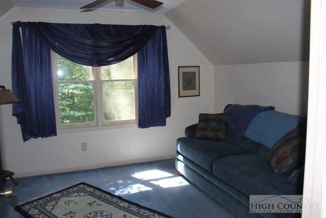 Image number 13 for the current listing