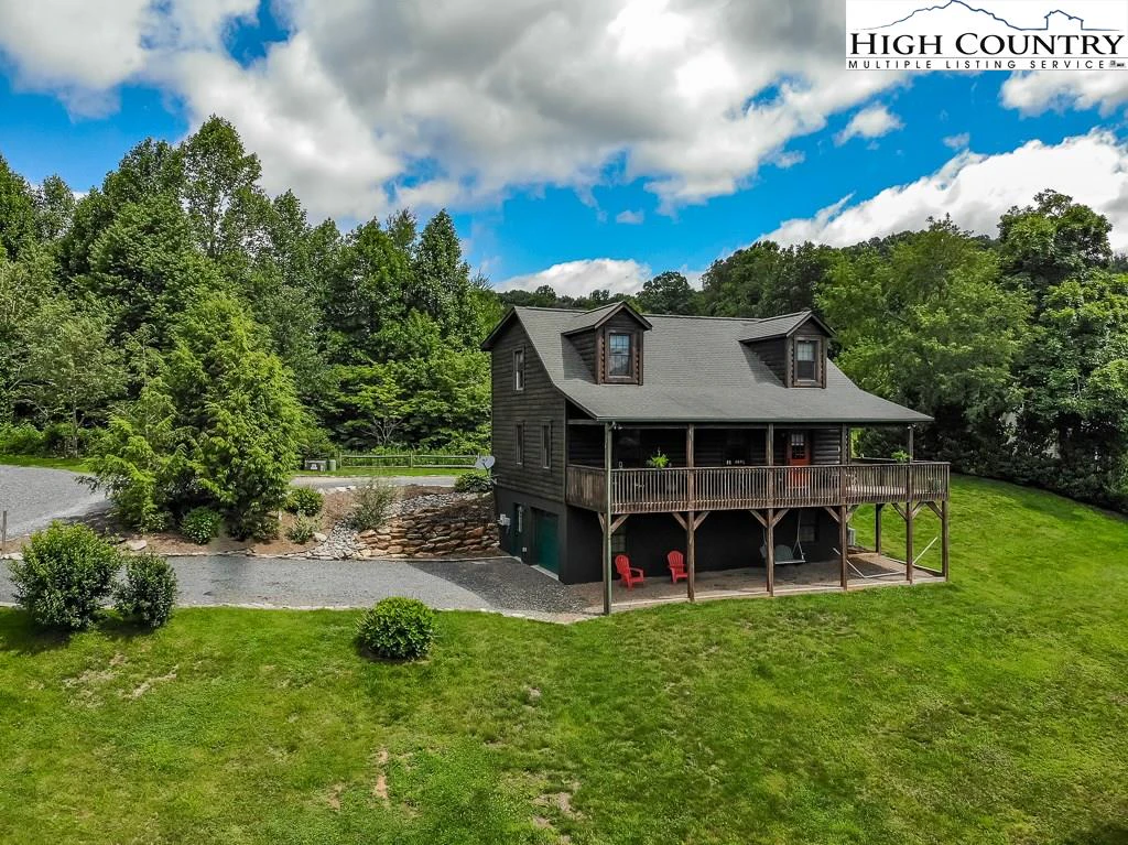 Image number 3 for the current listing