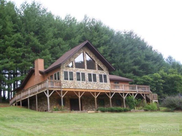 Image number 22 for the current listing