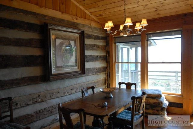 Image number 10 for the current listing