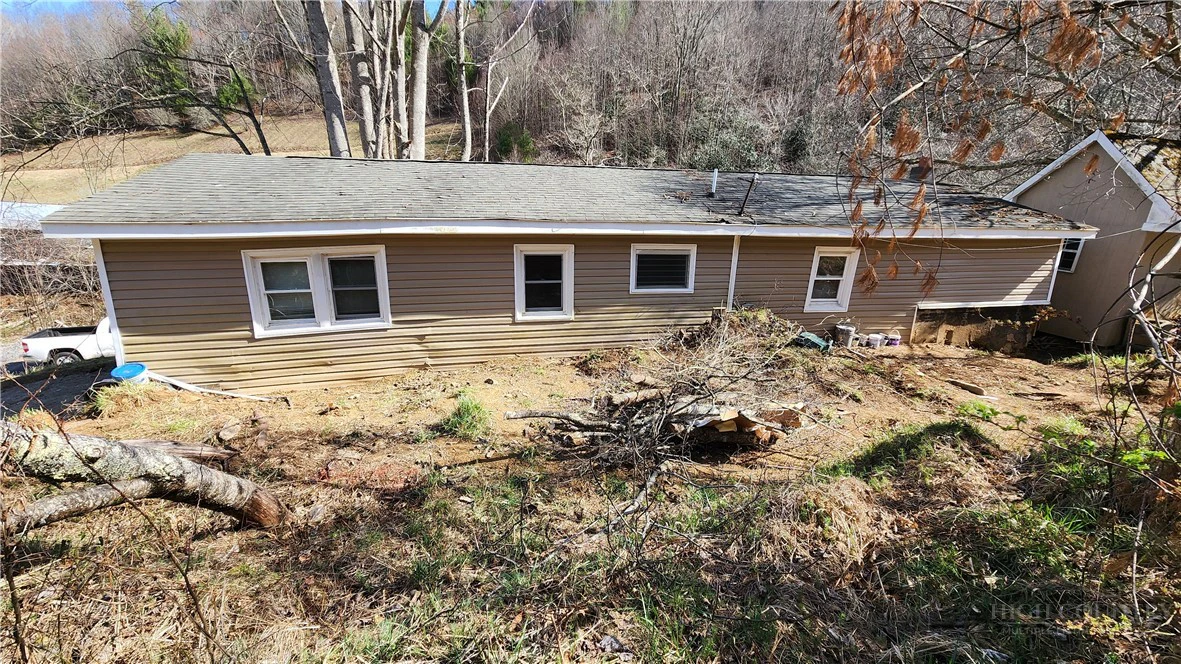 Image number 3 for the current listing