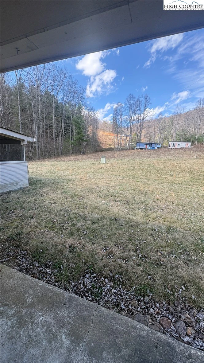 Image number 20 for the current listing