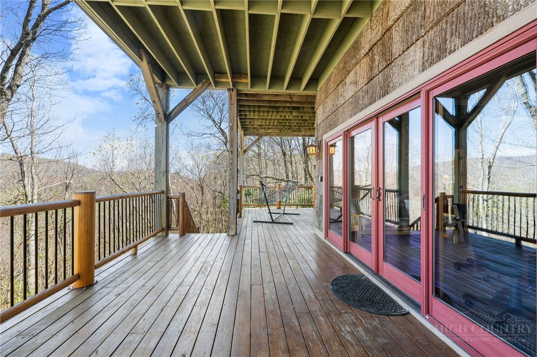 Image number 13 for the current listing