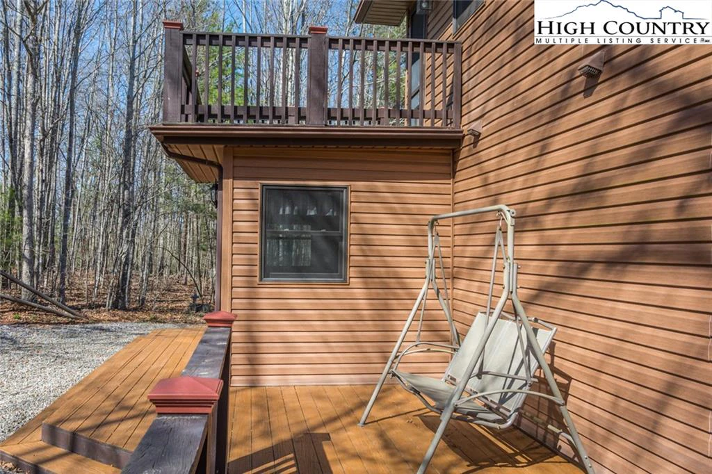 Image number 14 for the current listing