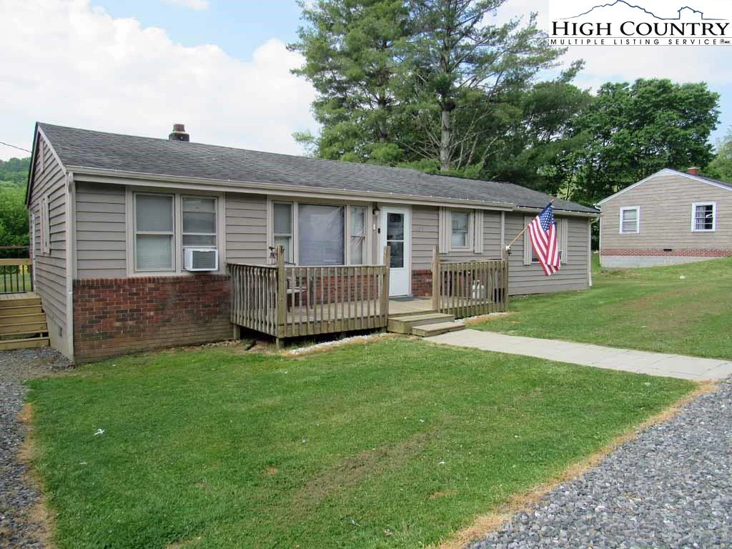 Image number 1 for the current listing
