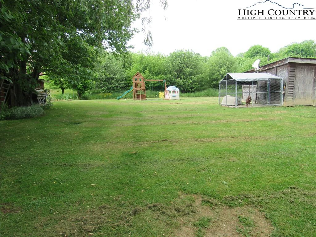 Image number 23 for the current listing
