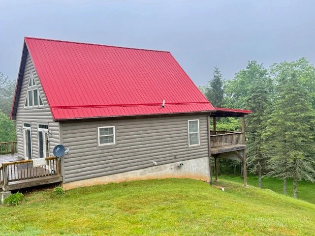 Image number 28 for the current listing
