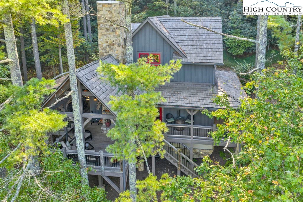 Image number 14 for the current listing
