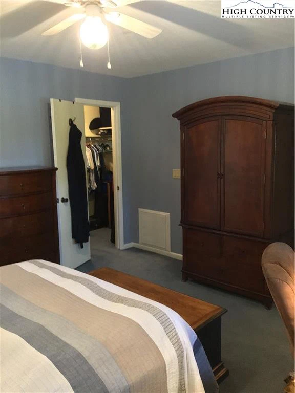 Image number 20 for the current listing