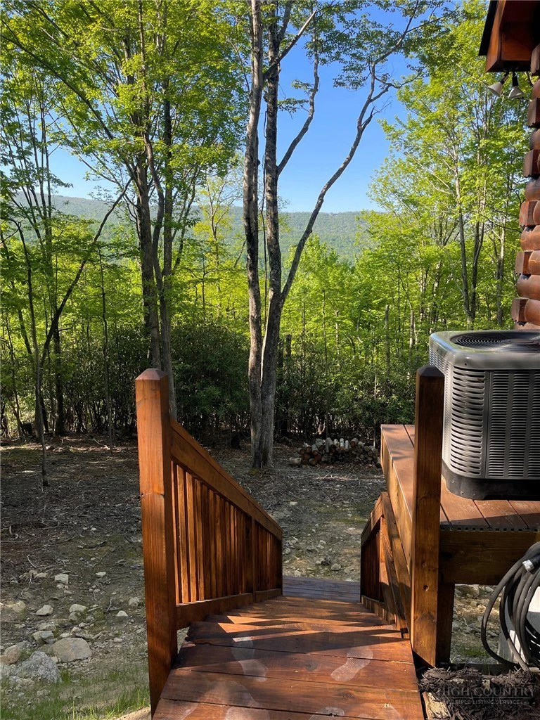Image number 8 for the current listing
