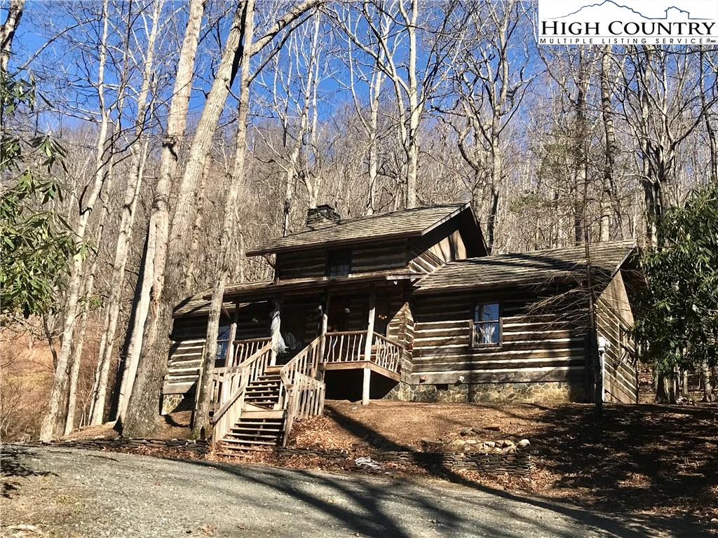 Image number 1 for the current listing