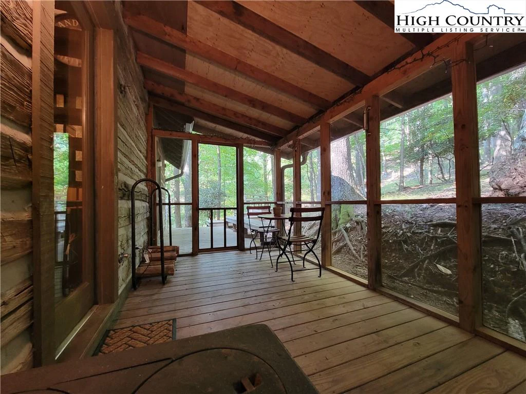 Image number 10 for the current listing