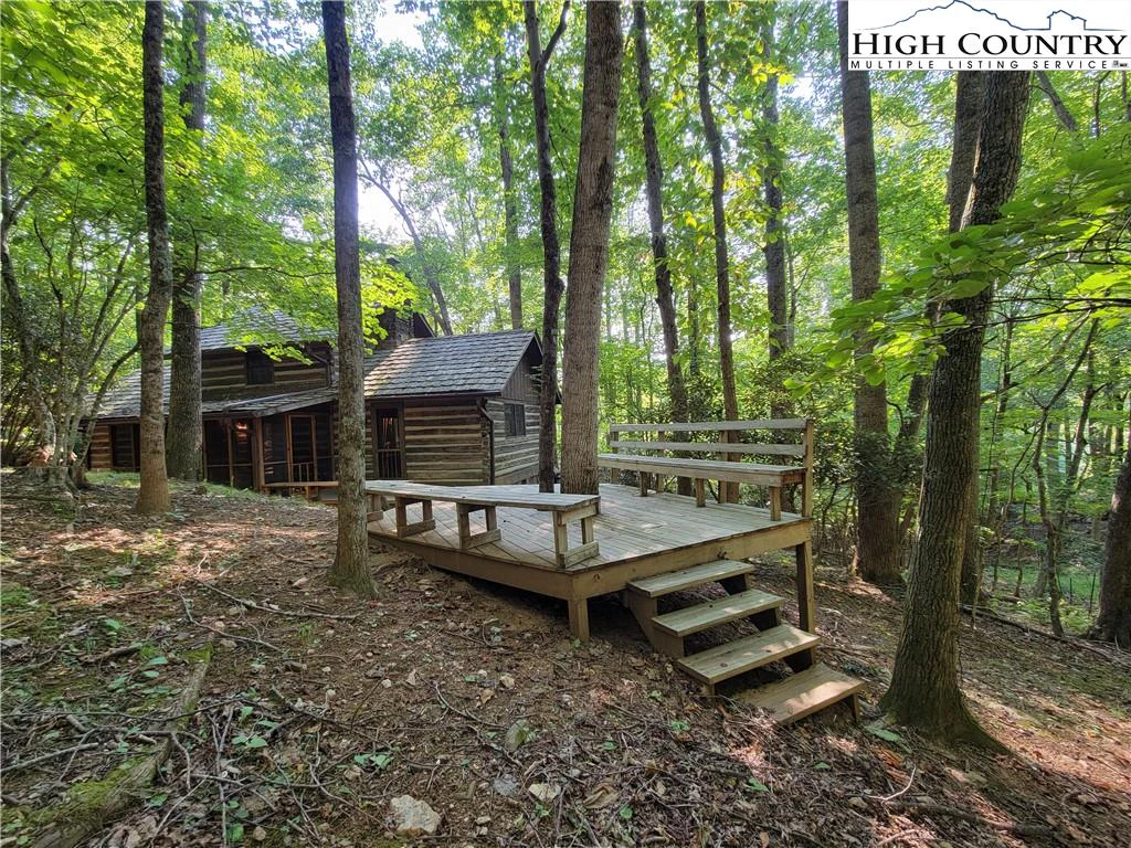 Image number 18 for the current listing