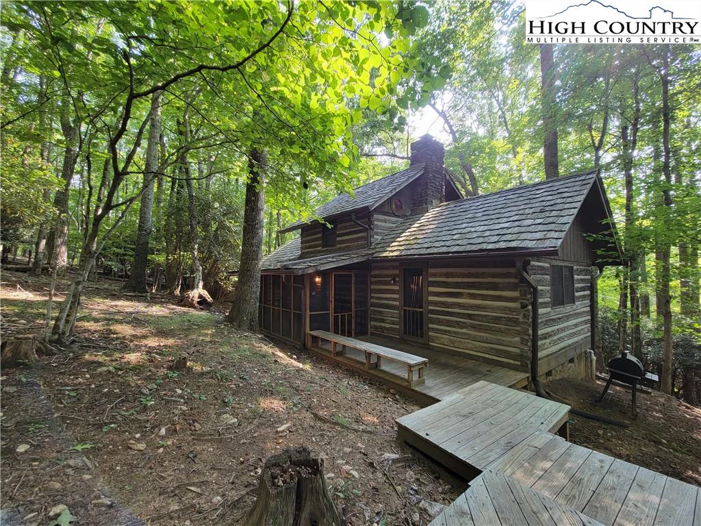 Image number 21 for the current listing