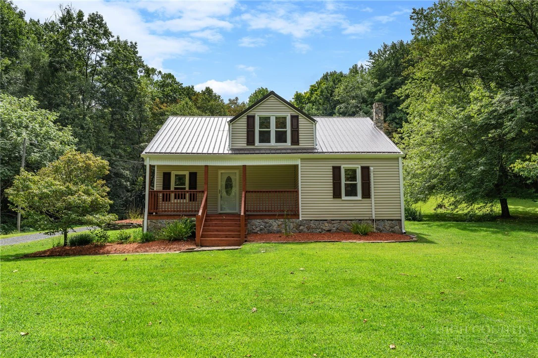 Image number 3 for the current listing