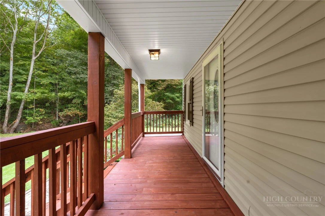 Image number 6 for the current listing