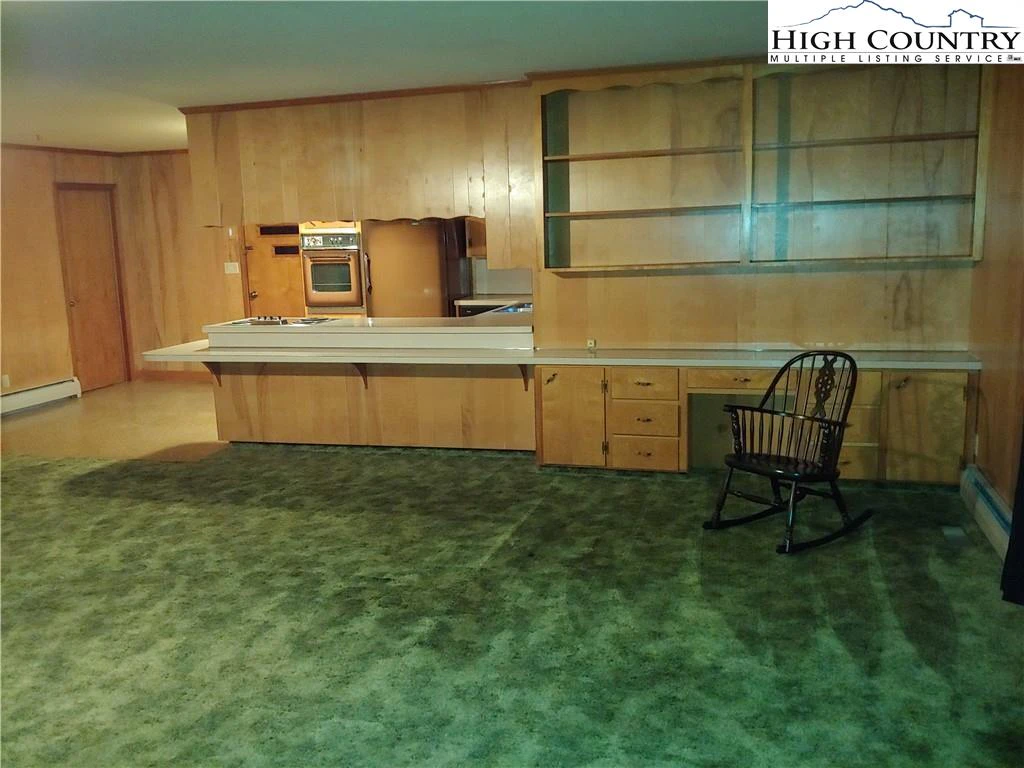 Image number 16 for the current listing