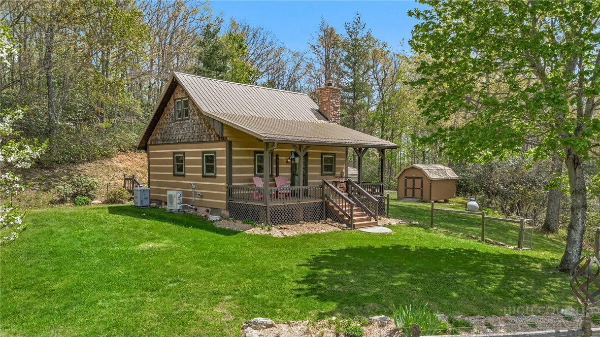 Image number 1 for the current listing