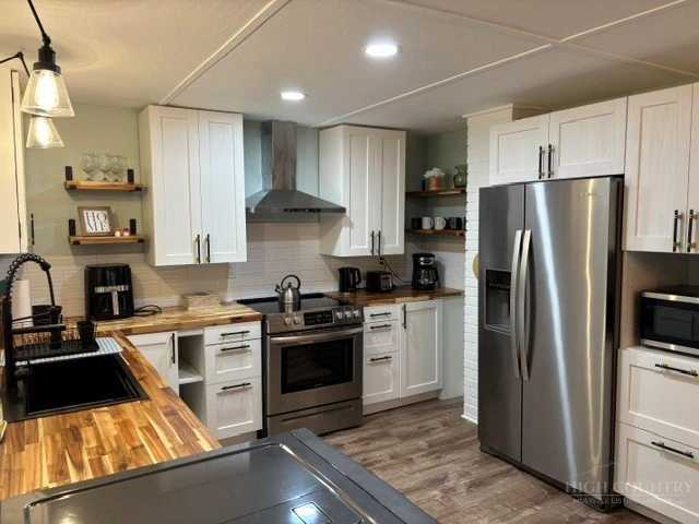 Image number 6 for the current listing
