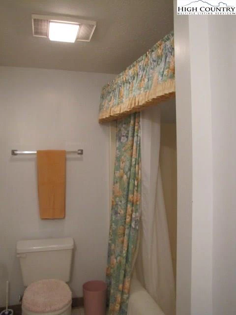 Image number 6 for the current listing