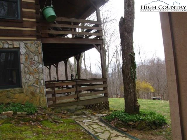 Image number 20 for the current listing