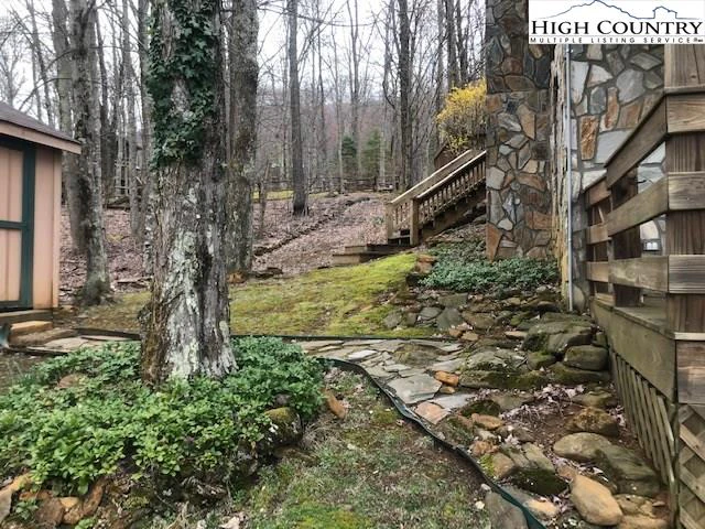 Image number 21 for the current listing