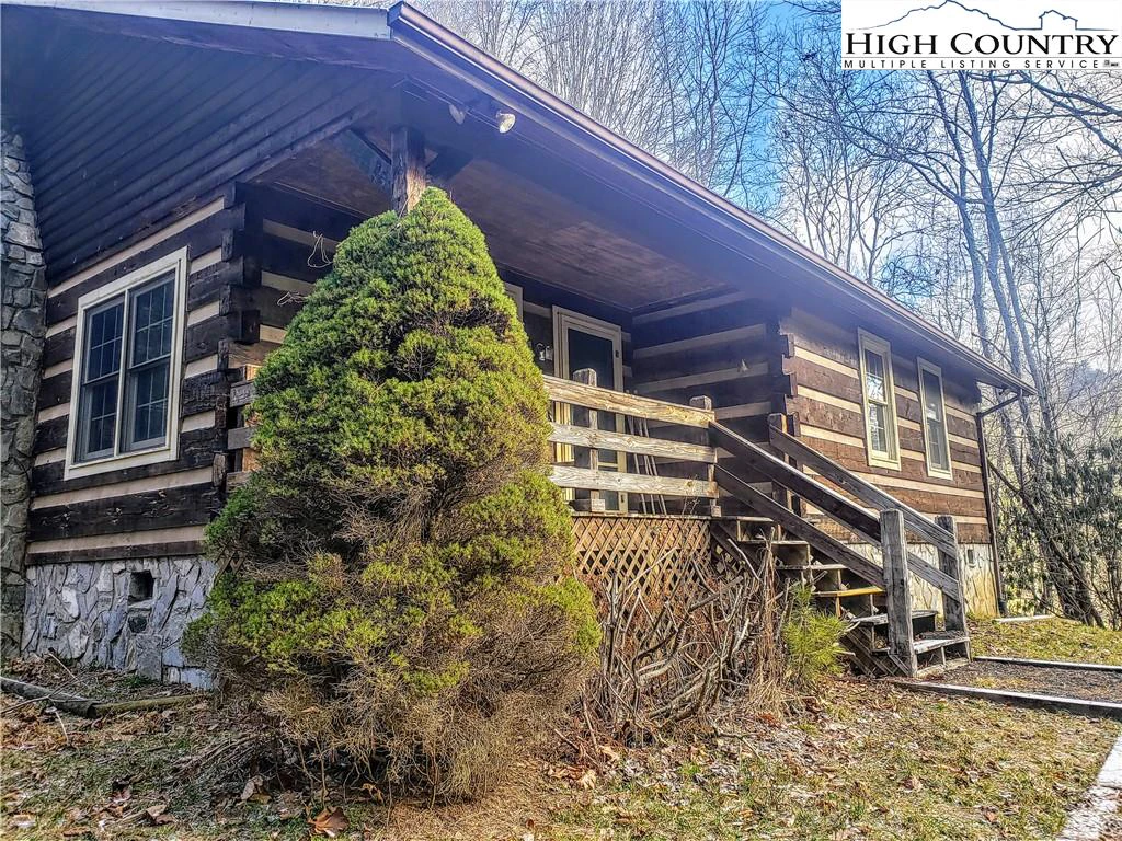 Image number 12 for the current listing
