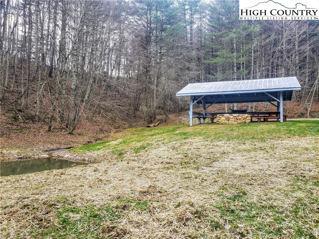 Image number 6 for the current listing