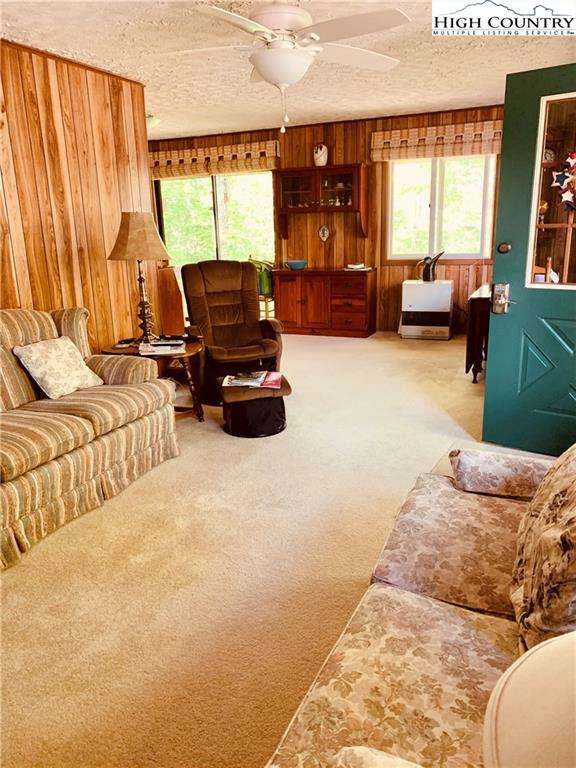 Image number 8 for the current listing