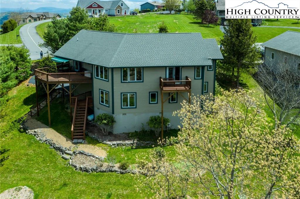 Image number 2 for the current listing