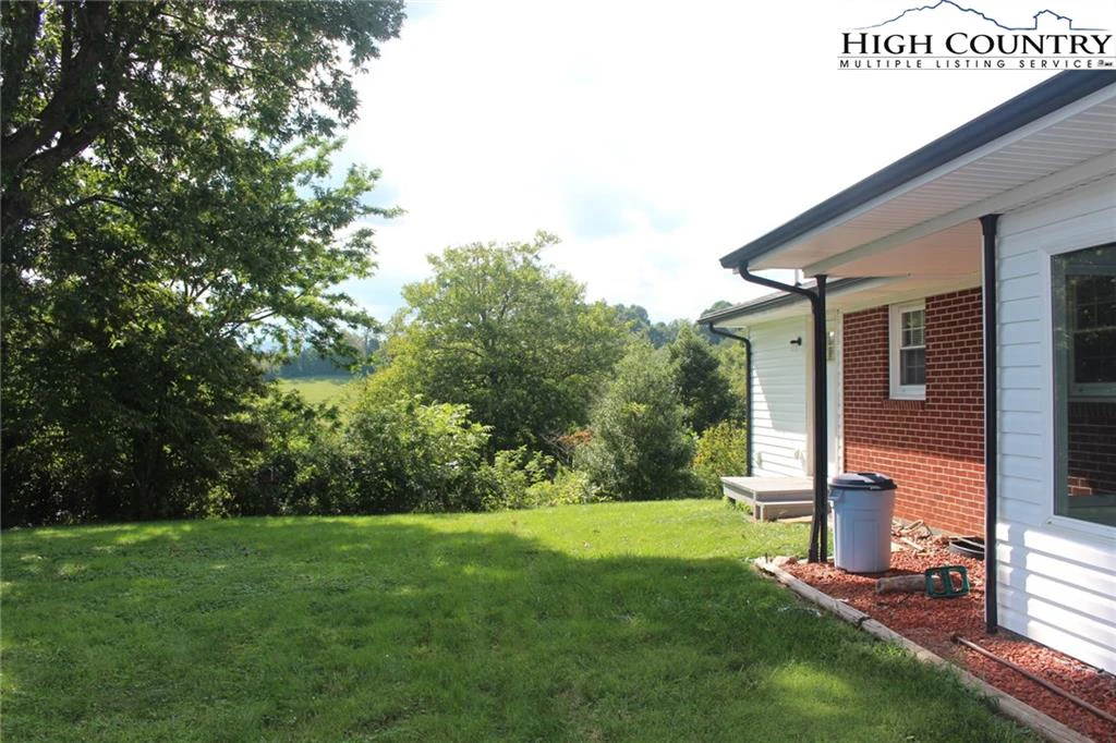 Image number 10 for the current listing