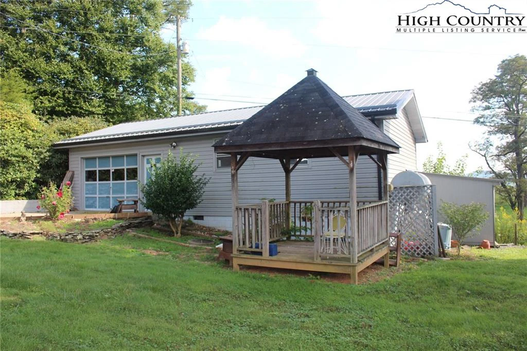 Image number 4 for the current listing