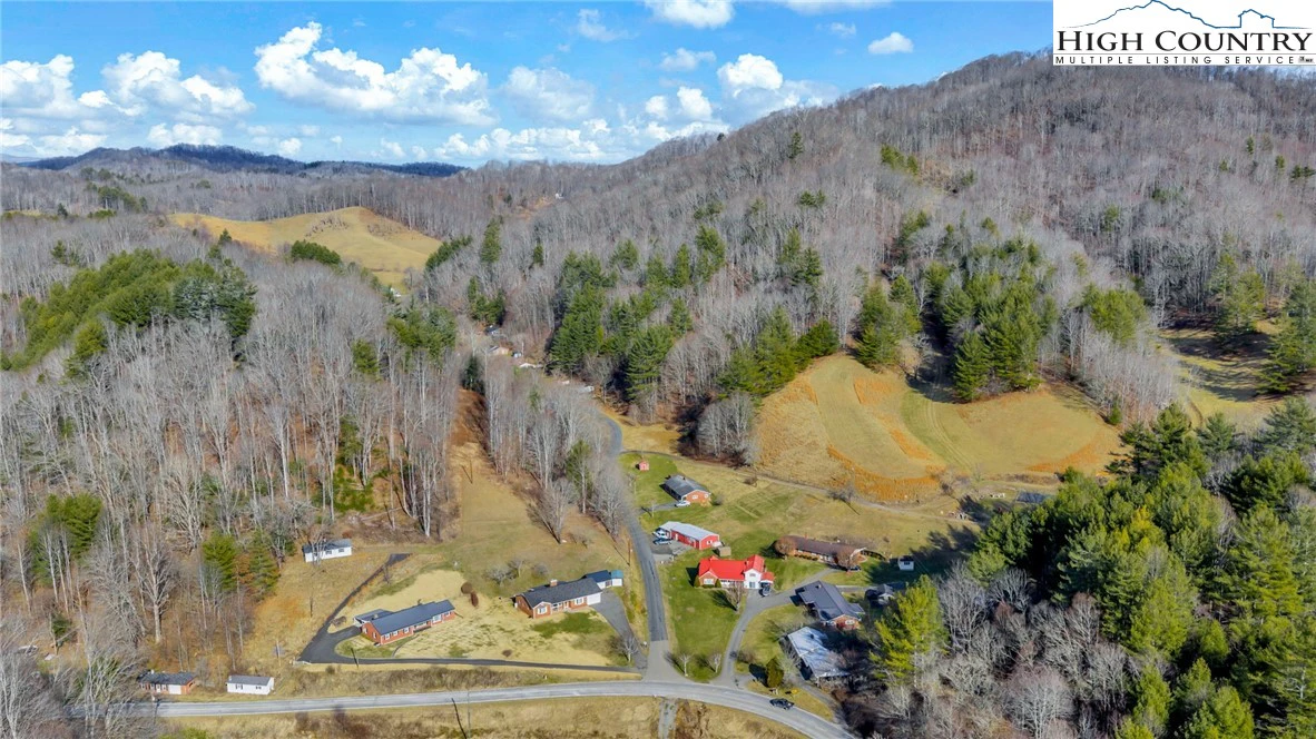 Image number 8 for the current listing