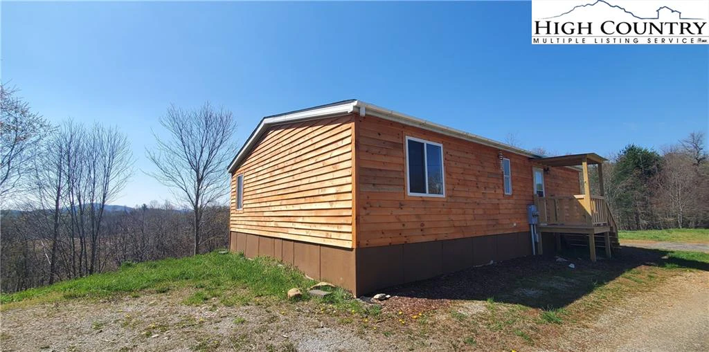 Image number 1 for the current listing
