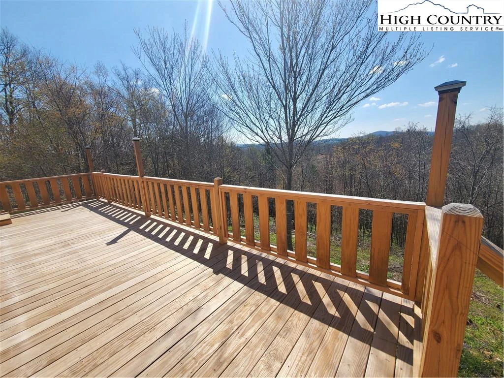 Image number 3 for the current listing