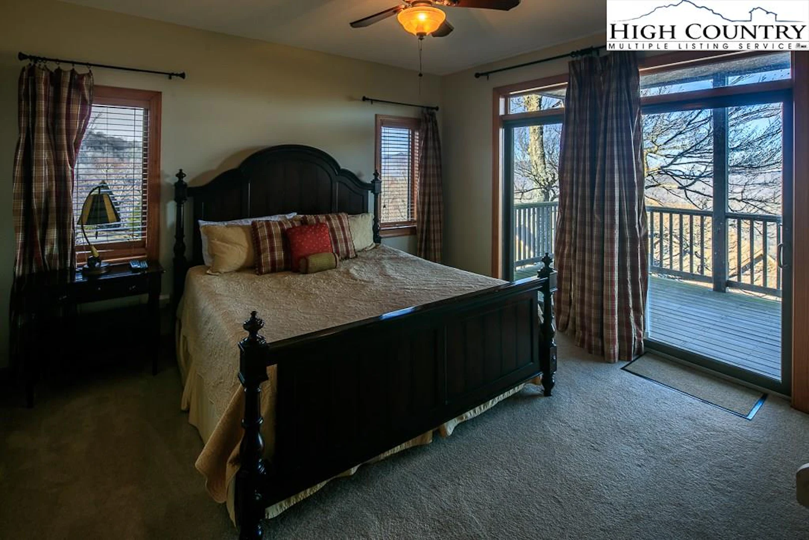 Image number 5 for the current listing