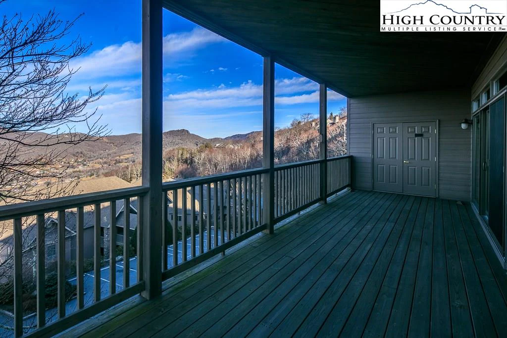 Image number 12 for the current listing
