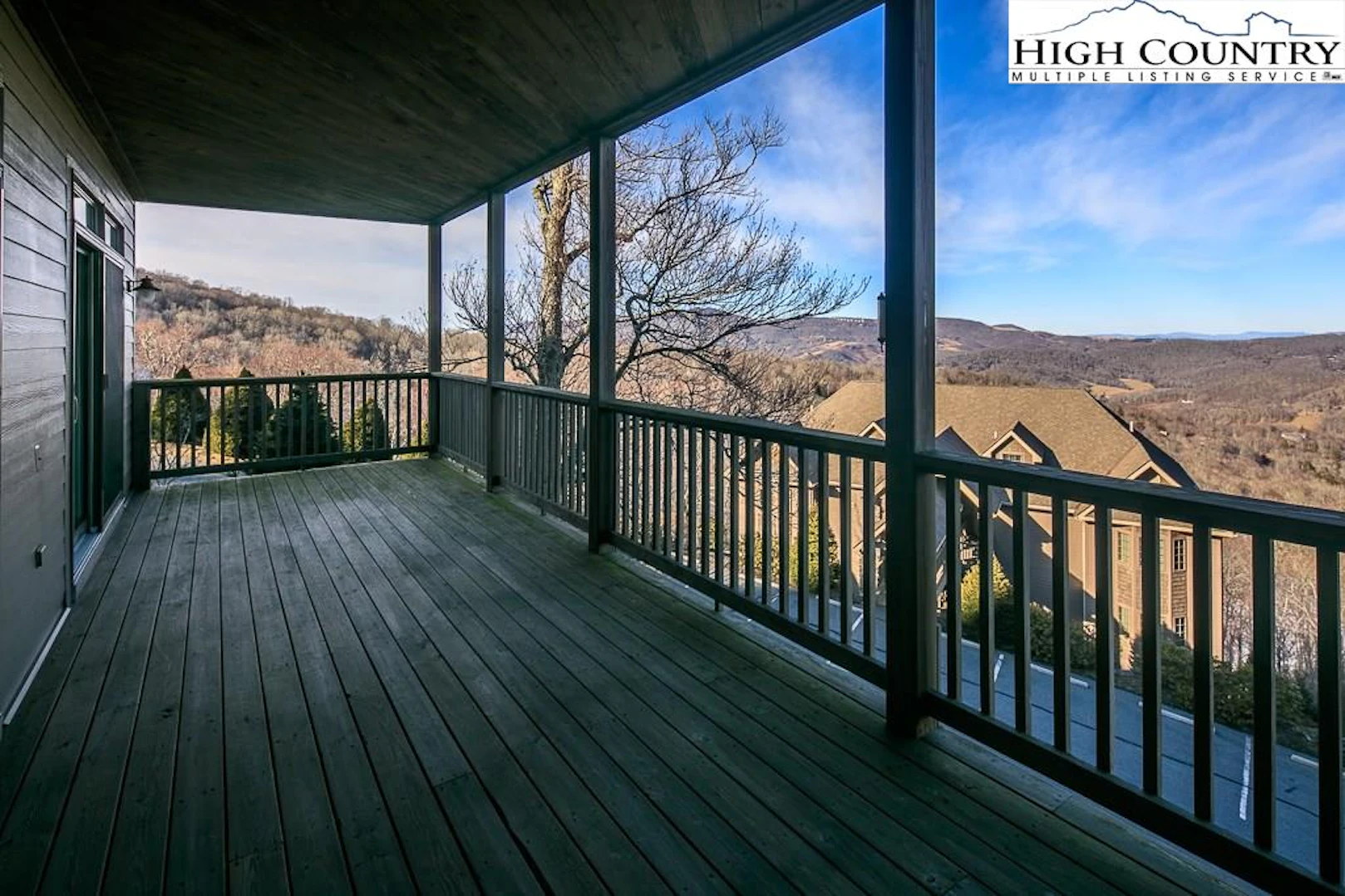 Image number 14 for the current listing