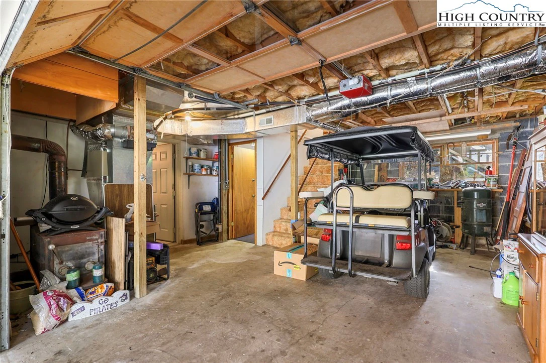 Image number 4 for the current listing