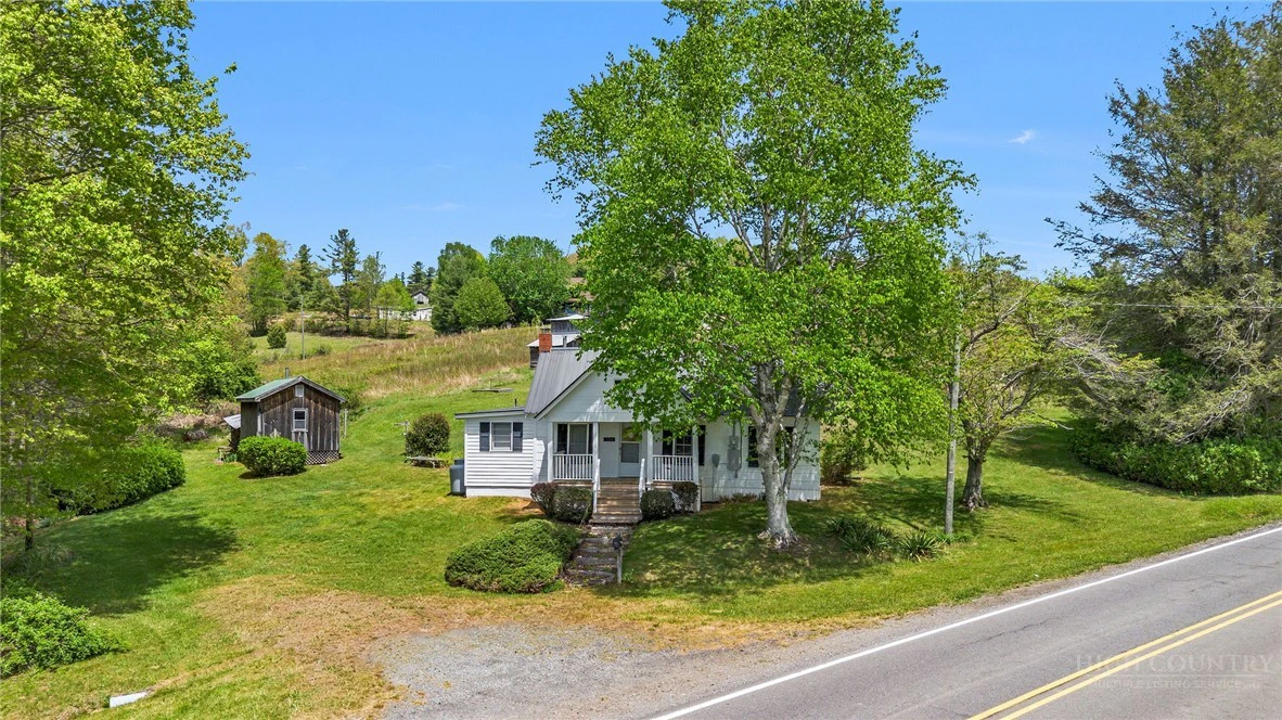 Image number 22 for the current listing