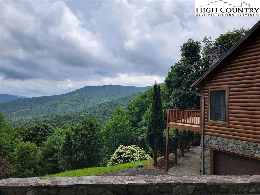 Image number 18 for the current listing